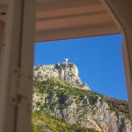Dimore Santojanni - La Casa Sul Porto Маратеа Екстериор снимка